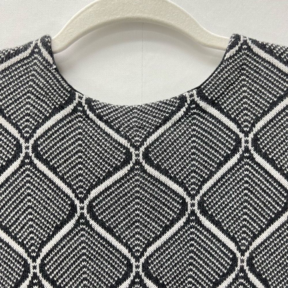 J.Mclaughlin Grey Patterned Front Zip Knit Sweate… - image 7